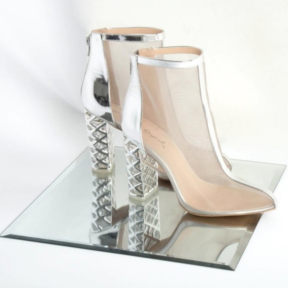 🎉🎉HOST PICK🎉🎉 Silver & clear block Mesh Booties NWT - Picture 3 of 4